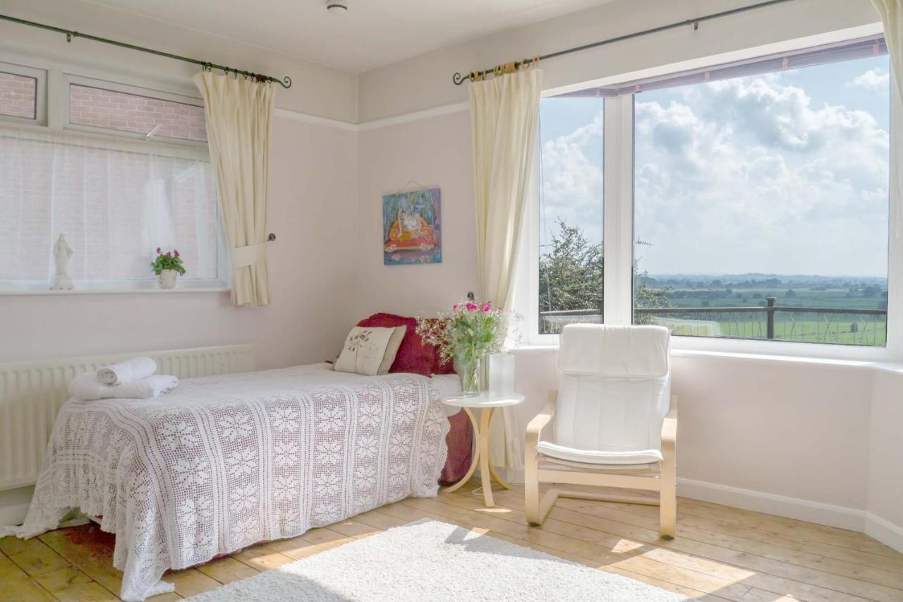 Healing Waters Sanctuary For Exclusive Private Hire And Self Catering Board, Vegetarian, Alcohol & Wifi Free Retreat In Glastonbury Buitenkant foto