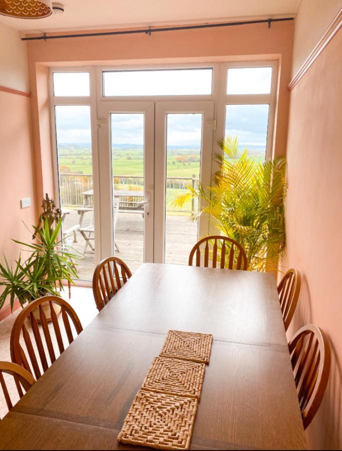Healing Waters Sanctuary For Exclusive Private Hire And Self Catering Board, Vegetarian, Alcohol & Wifi Free Retreat In Glastonbury Buitenkant foto