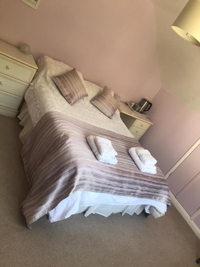 Healing Waters Sanctuary For Exclusive Private Hire And Self Catering Board, Vegetarian, Alcohol & Wifi Free Retreat In Glastonbury Buitenkant foto